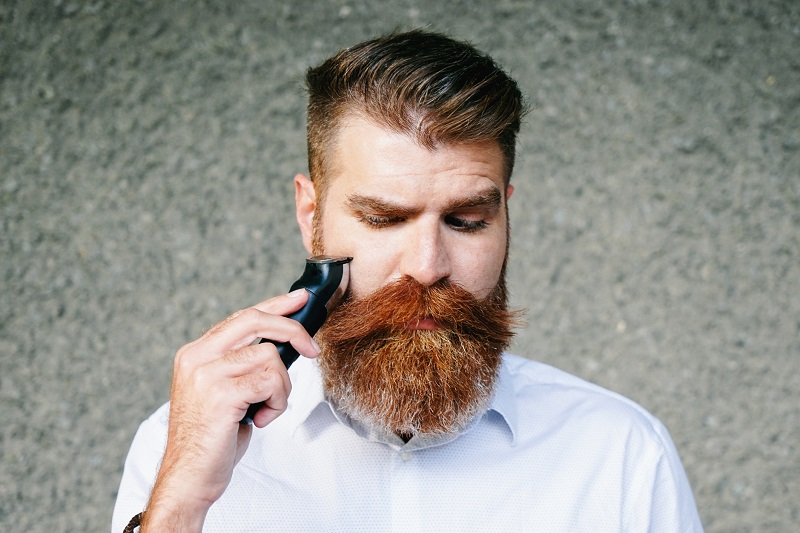 Co należy robić, aby broda szybciej rosła?